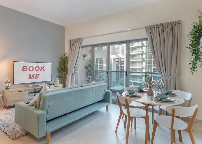 Classy 1-Bedroom Apartment In Dubai Marina With City Views!