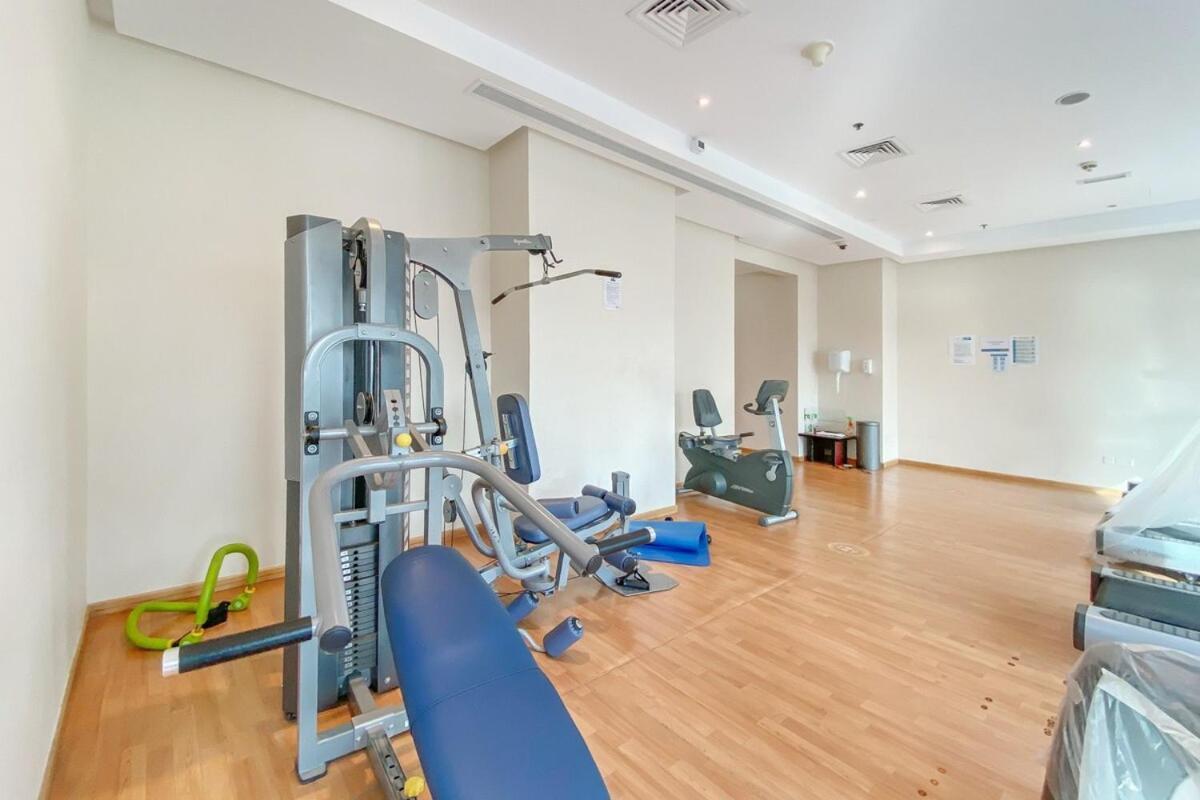 Classy 1-bedroom In Marina With Views! Holiday home *
