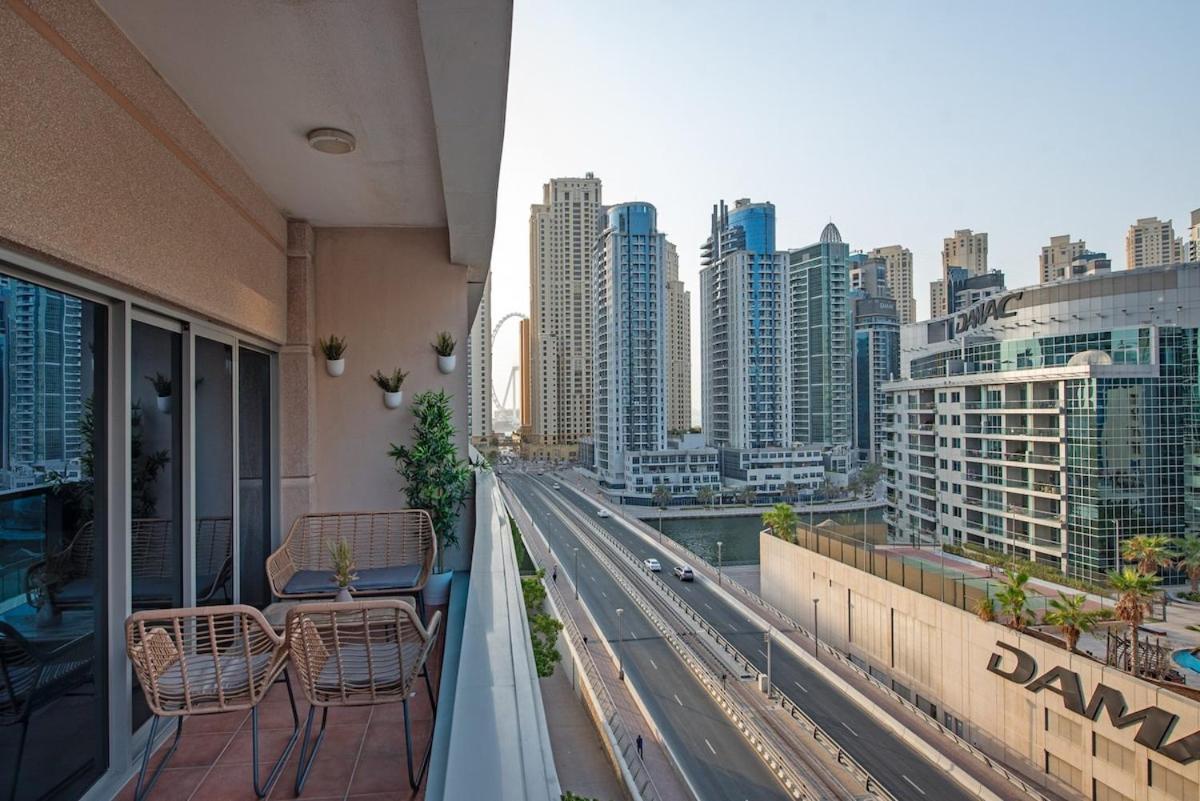 Classy 1-bedroom In Marina With Views! *
