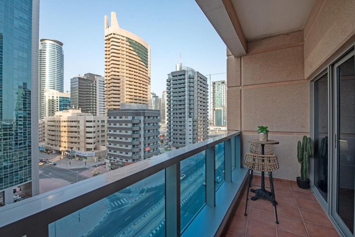 Classy 1-bedroom In Marina With Views! * Dubai